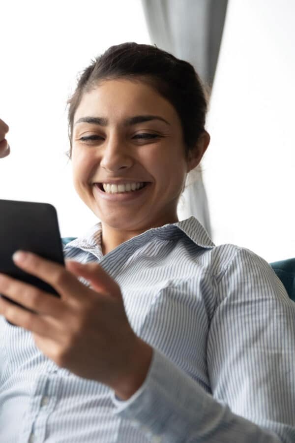 Entenda como funciona o empréstimo usando o celular como garantia